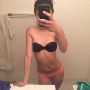 Leila - rencontre- Soumise-Saint-Herblain